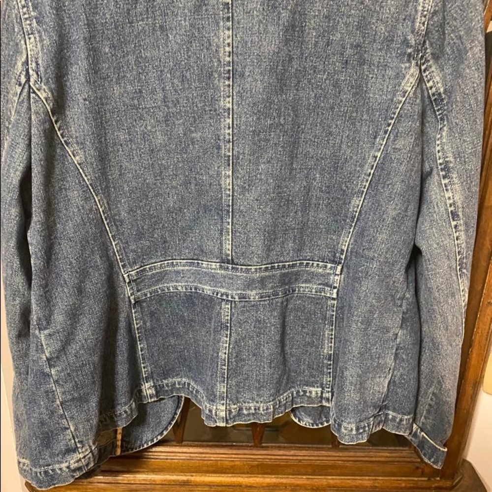Jean jacket - Picture 4 of 4